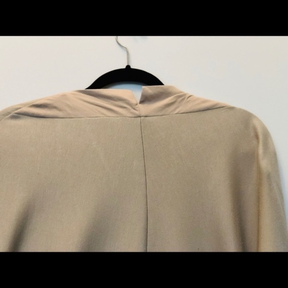 Halston Heritage Draped Blouse Top Size S  New with Tags  Beige Sand Nude - Picture 11 of 11